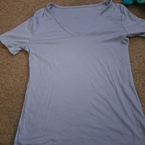 Woman's short sleeve shirt
